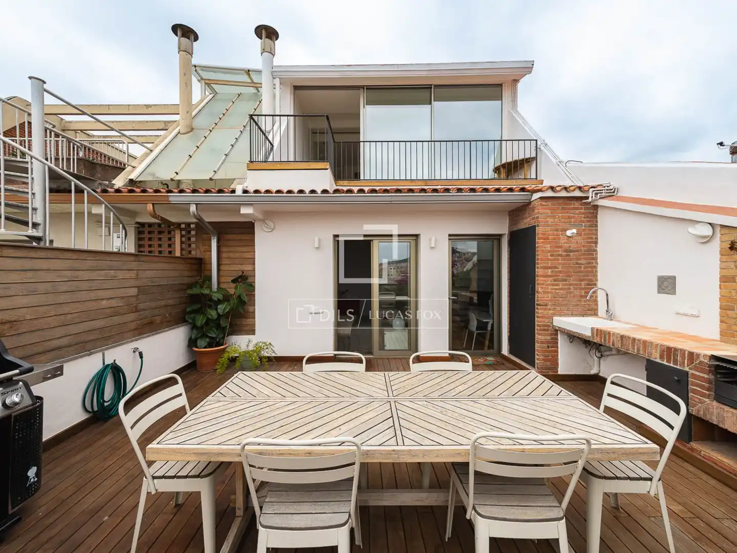 Terrasse von Dachboden zum Verkauf in Barcelona mit Klimaanlage, Terrasse und Balkon