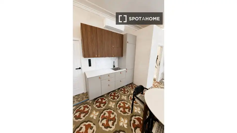 Appartamento con terrazza in affitto a Eixample, imagen 5
