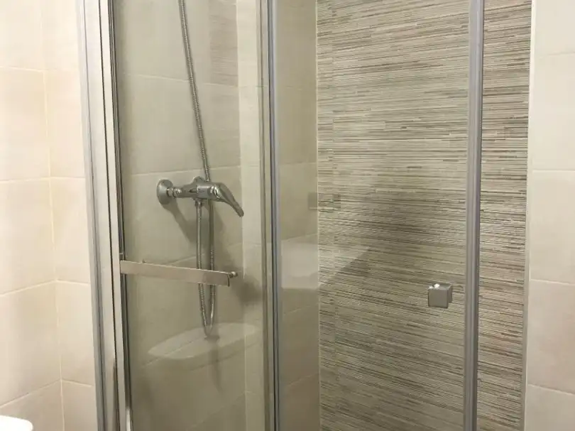 Bathroom of Flat for sale in Torredelcampo, Jaén