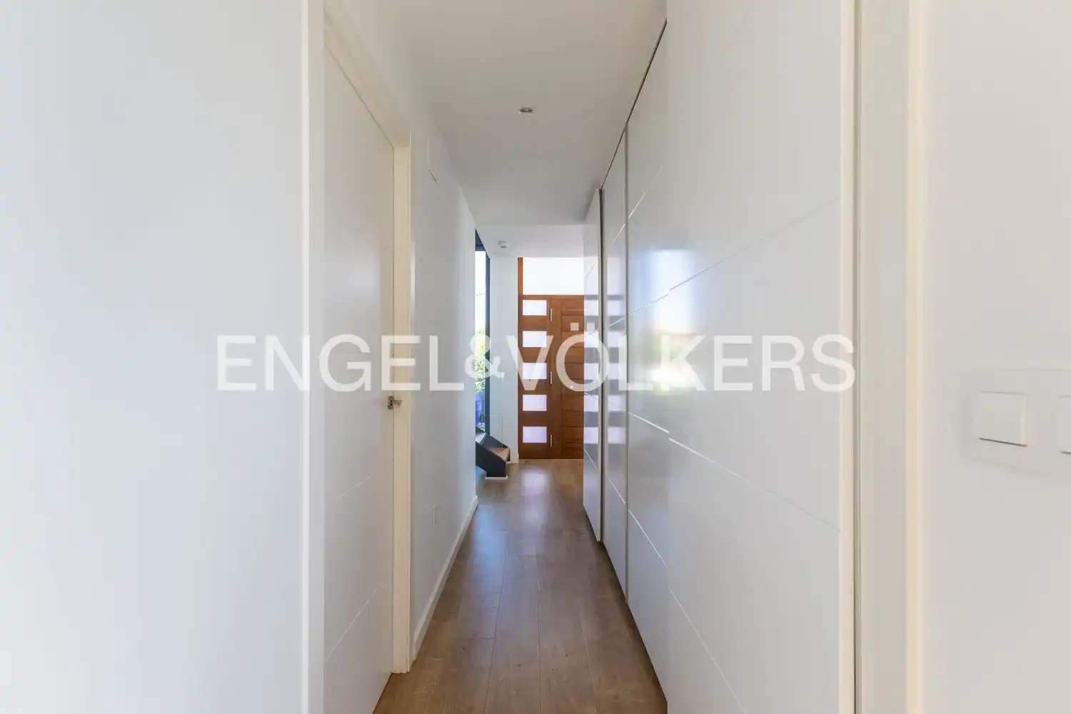 Casa o chalet en venta en L'Eliana con Aire acondicionado, Calefacción y Jardín privado