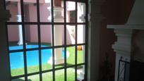 House or chalet for sale in La Carlota  with Air Conditioner, Heating and Private garden