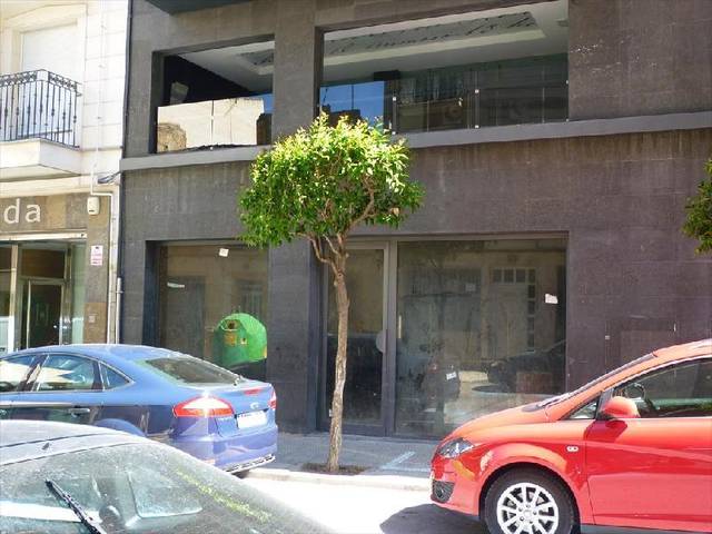 Local comercial en Alquiler en Yecla