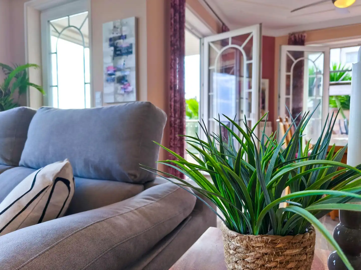 Sala d'estar de Casa o xalet en venda en Lloret de Mar amb Aire condicionat, Calefacció i Jardí privat