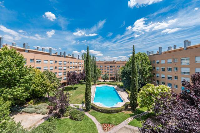 Piso en Alquiler en El Algabeño, 27 en Conde Orgaz - Piovera