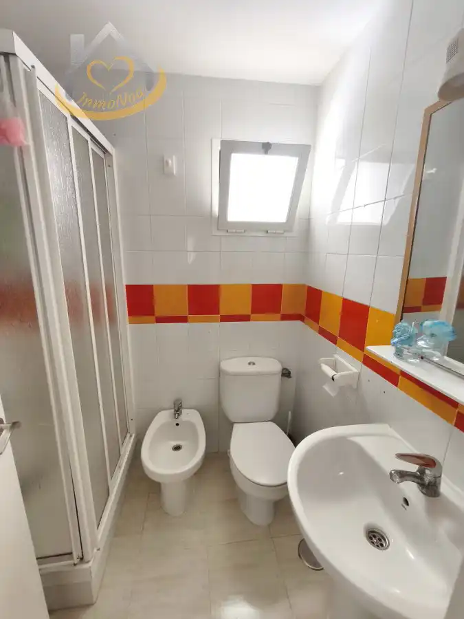 Bany de Apartament en venda en La Antilla amb Terrassa i Moblat
