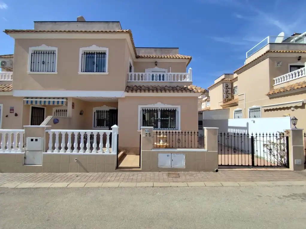 Maison jumelée avec terrasse à vendre à Orihuela Costa, imagen 2