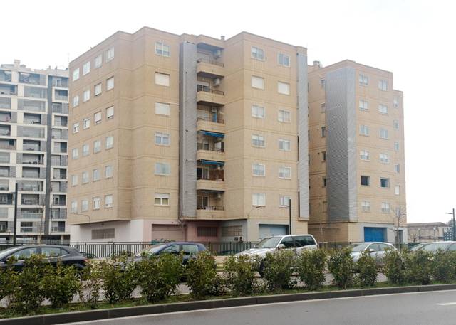 Piso en Venta en Avenida CATALUÑA, 165 en Avda. Cataluña