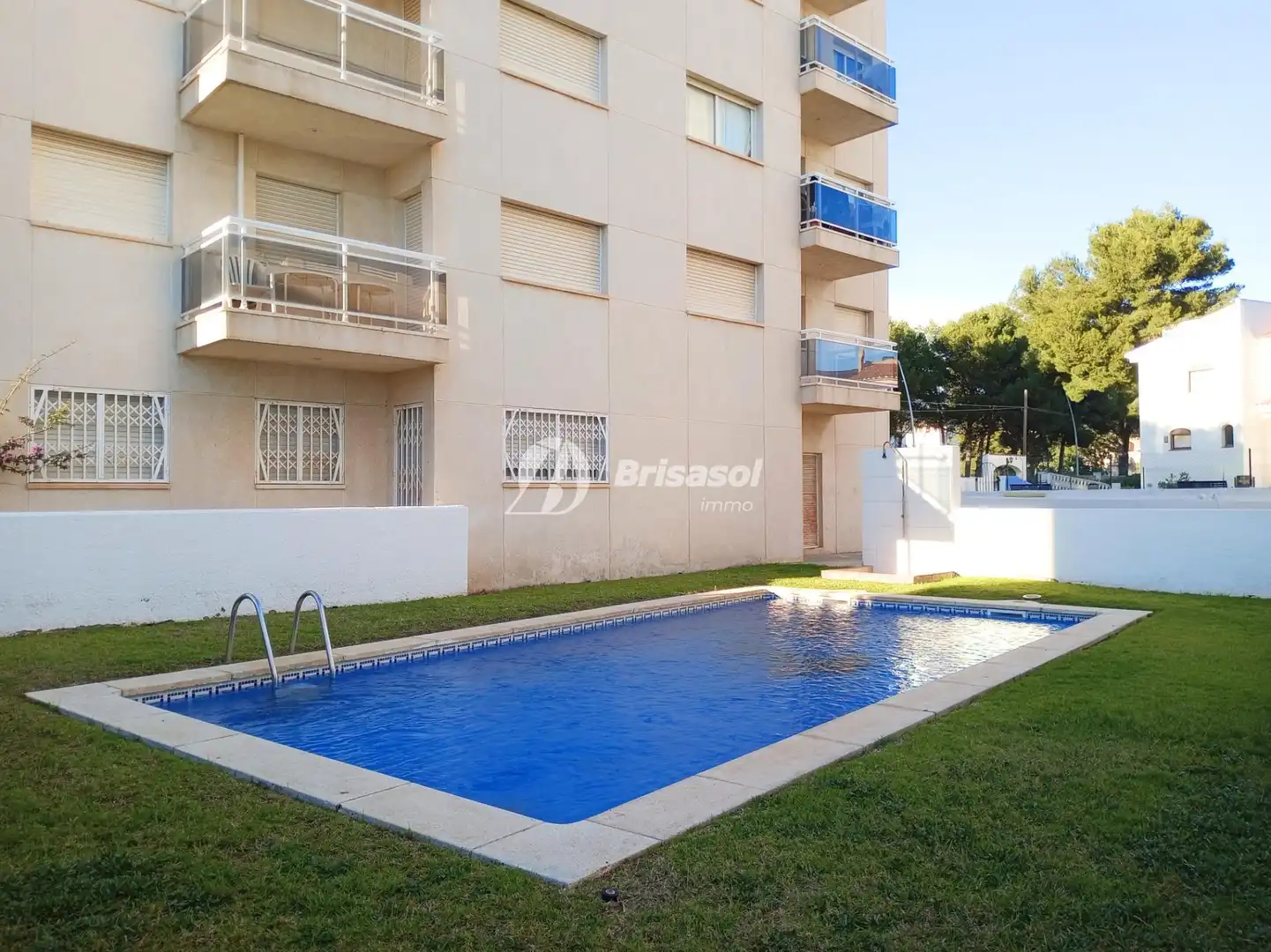 Piscina de Apartamento en venta en Mont-roig del Camp con Balcón y Piscina comunitaria