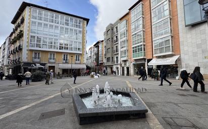 Vista exterior de Pis en venda en Burgos Capital amb Calefacció i Terrassa