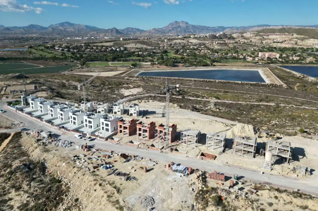 Vista exterior de Casa o chalet en venta en El Campello con Terraza y Balcón