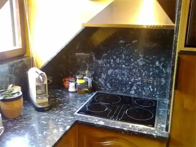 Cocina de Apartamento en venta en Riaño con Parquet, Amueblado y Horno