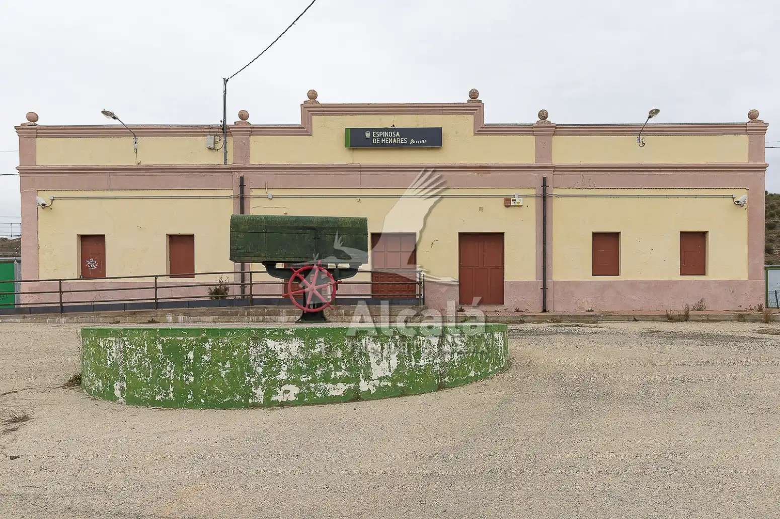 Vista exterior de Casa o xalet en venda en Espinosa de Henares amb Terrassa