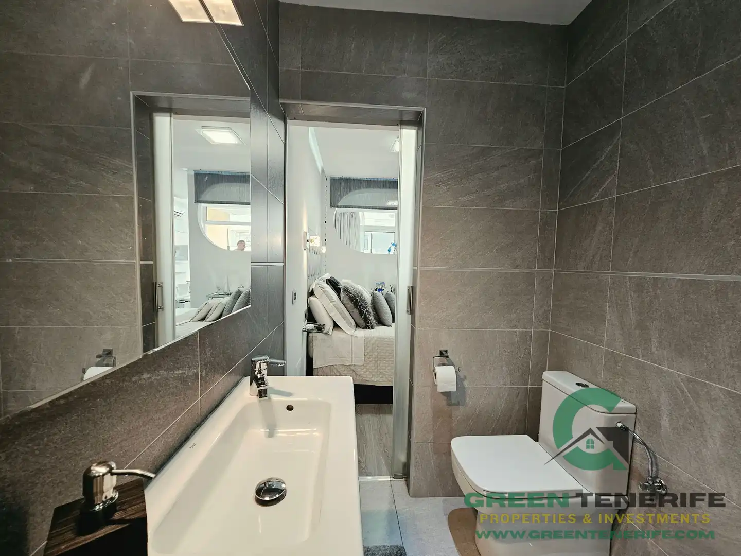 Flat with terrace for sale in Avenida Venezuela, imagen 8