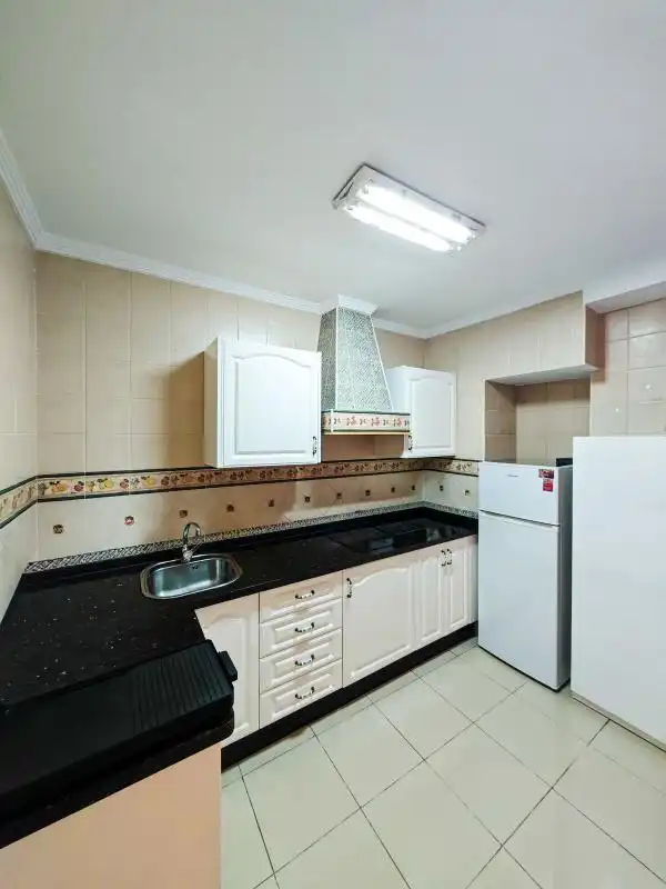 Casa con terraza en venta en Calle Tomillo