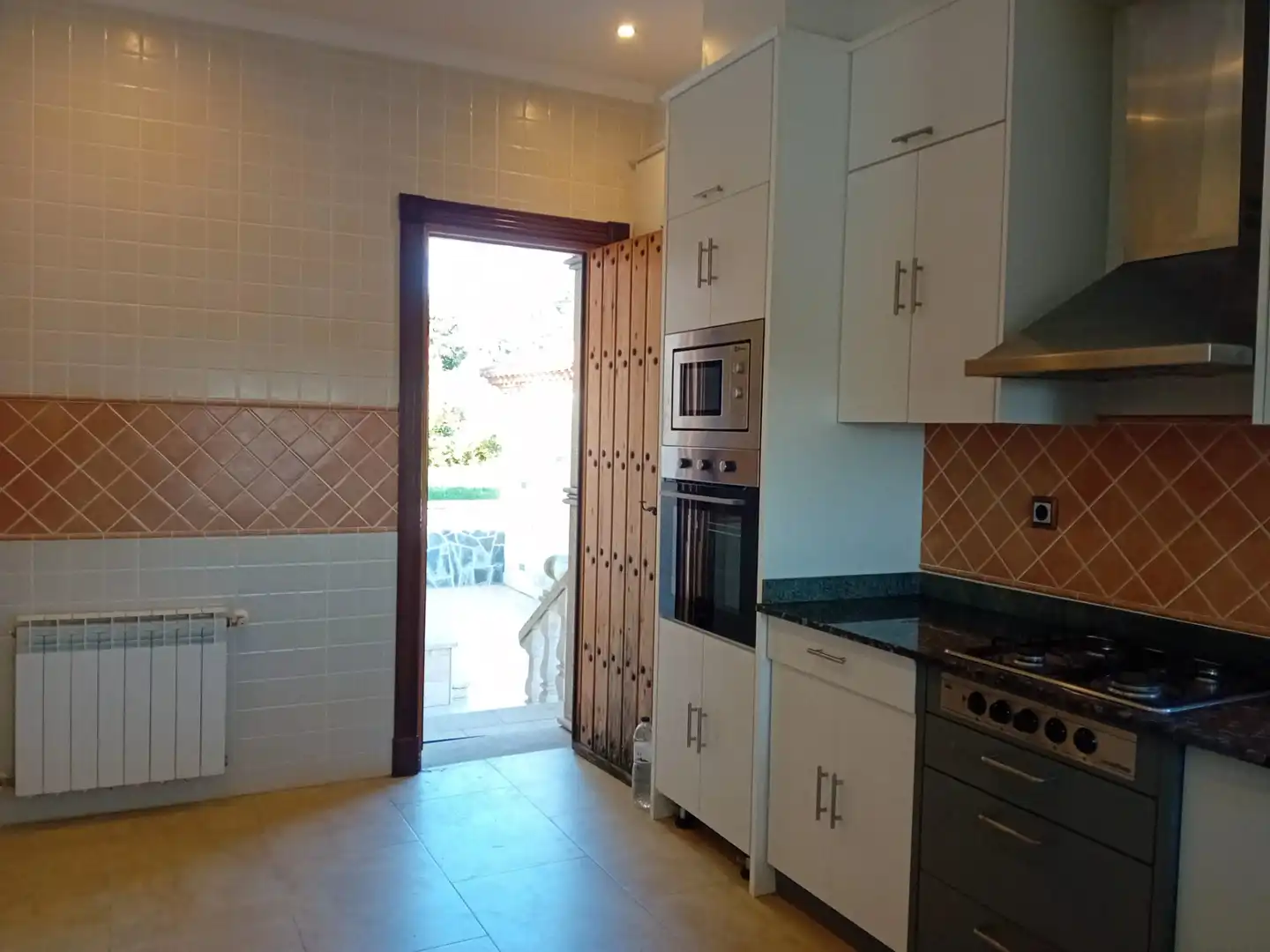 Villa con piscina in vendita a Carrer de les Acacies, imagen 12