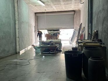 Local comercial en alquiler en Carrer Congost 26