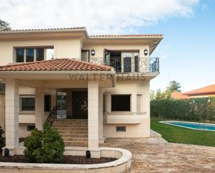 Exterior view of Flat for sale in  Madrid Capital  with Air Conditioner, Heating and Private garden