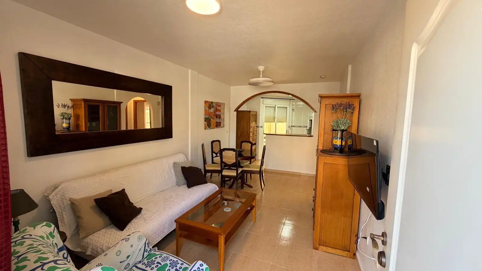 Wohnzimmer von Erdgeschoss zur Miete in Orihuela mit Klimaanlage, Heizung und Terrasse