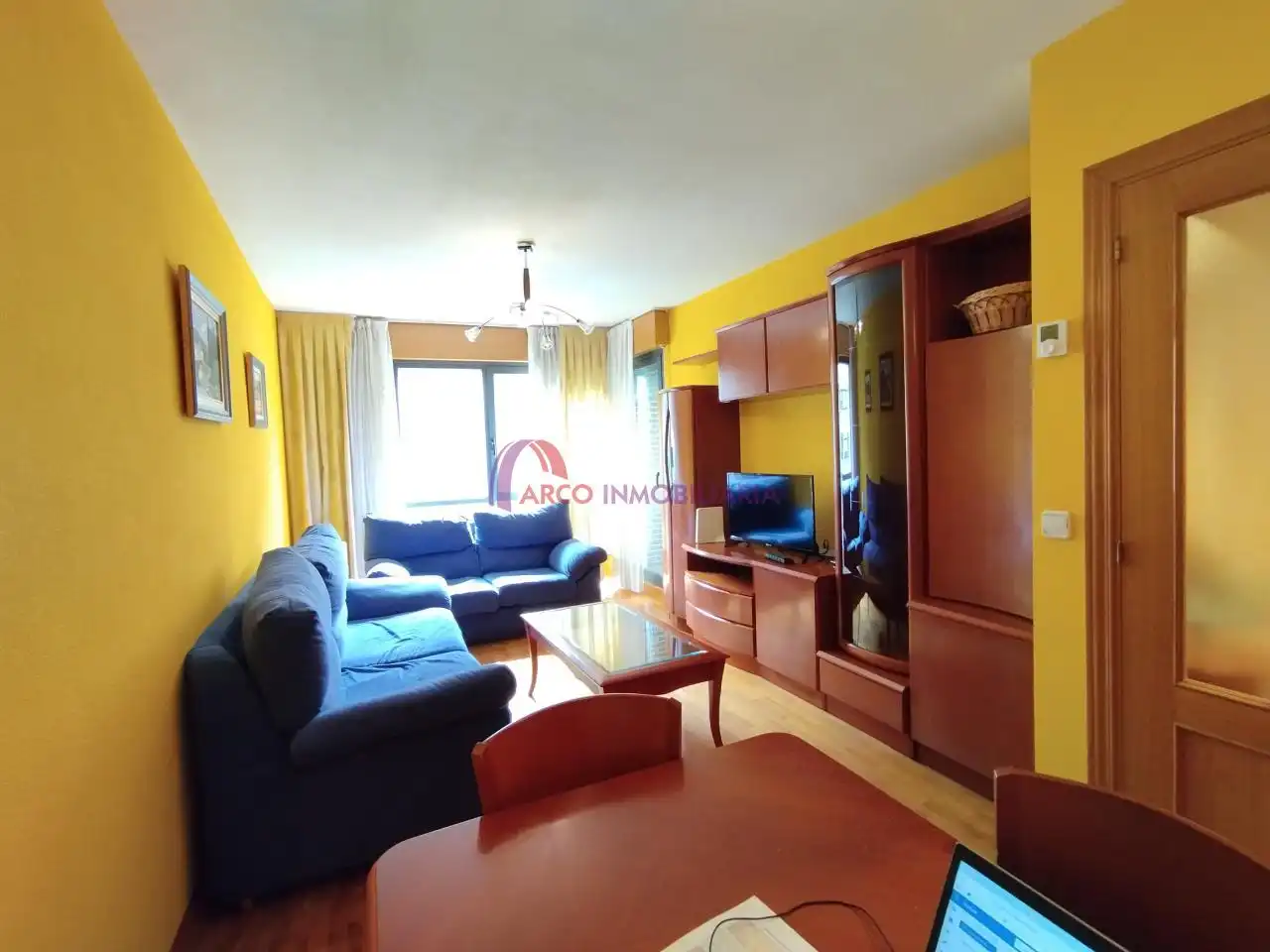 Wohnzimmer von Wohnungen zum Verkauf in Burgos mit Heizung, Parkett und Abstellraum
