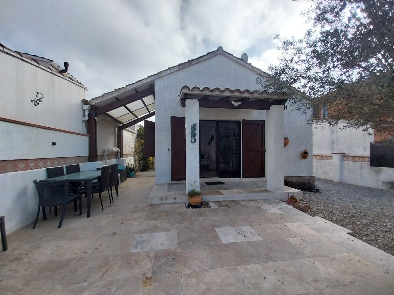 Exterior view of House or chalet for sale in L'Escala