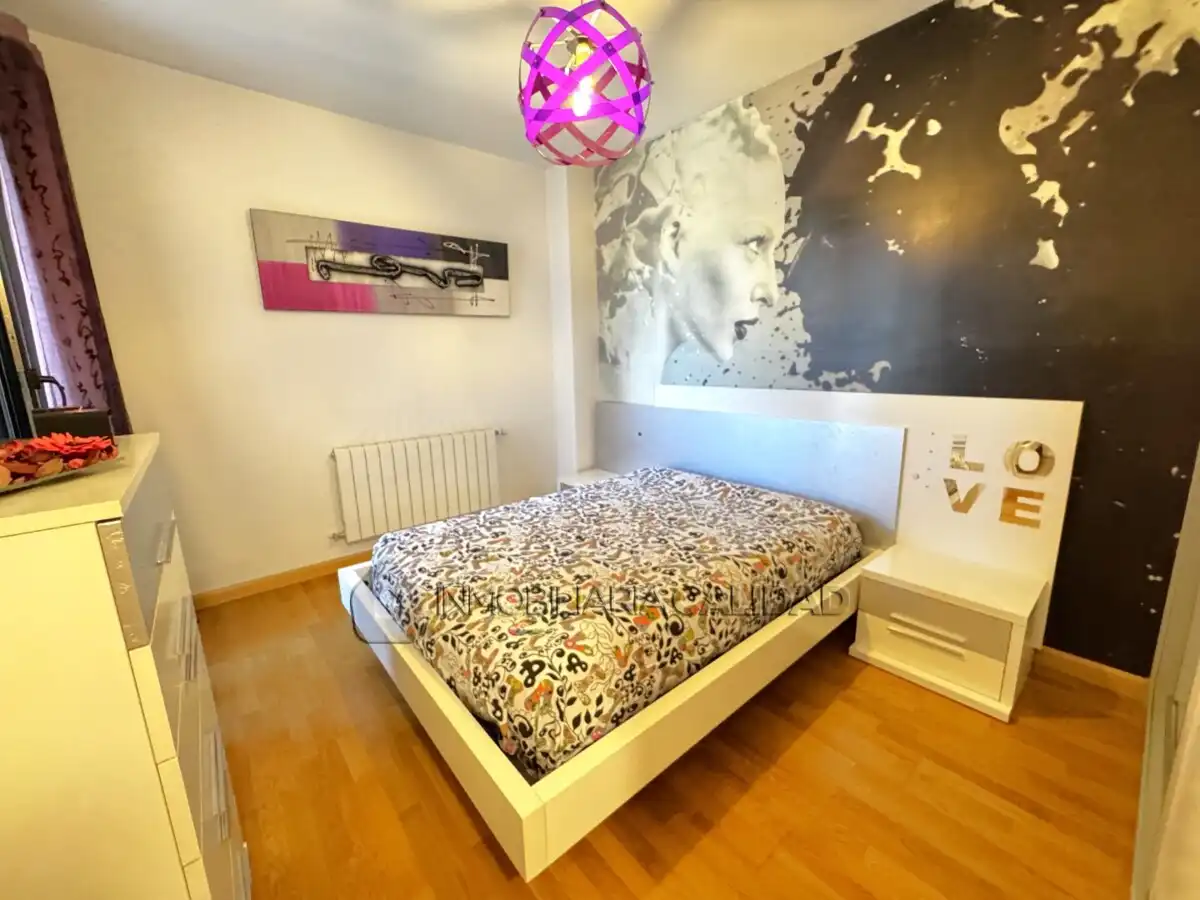 Habitación de Piso en venta en Burgos con Calefacción, Terraza y Trastero