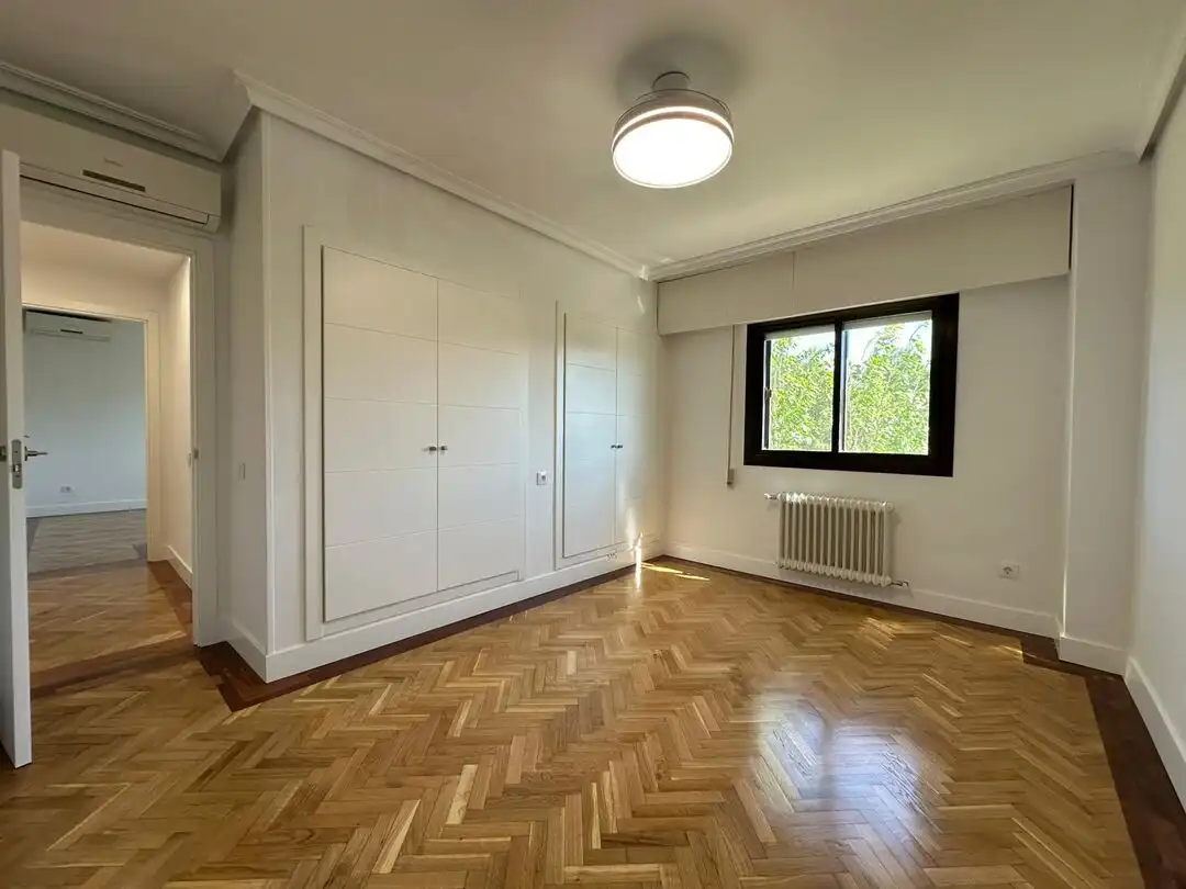 Schlafzimmer von Wohnung zum Verkauf in Toledo mit Klimaanlage, Heizung und Privatgarten