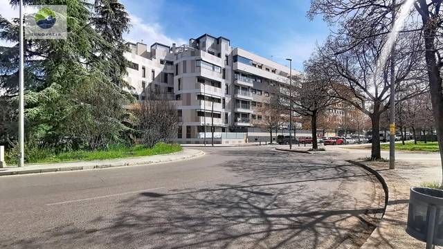 Piso en Venta en Calle José Luis Pérez Pujadas, 37 en Parque Lagos