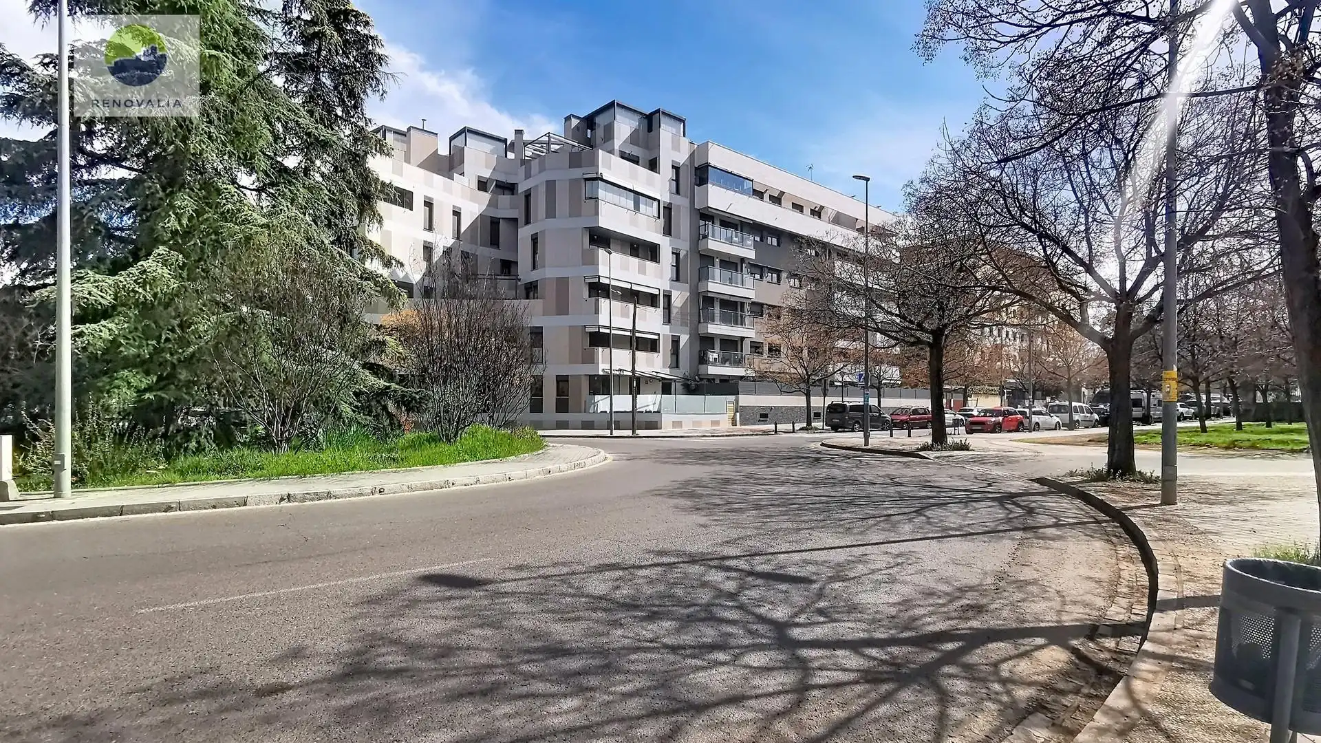 Vista exterior de Piso en venta en  Granada Capital con Aire acondicionado, Terraza y Piscina comunitaria