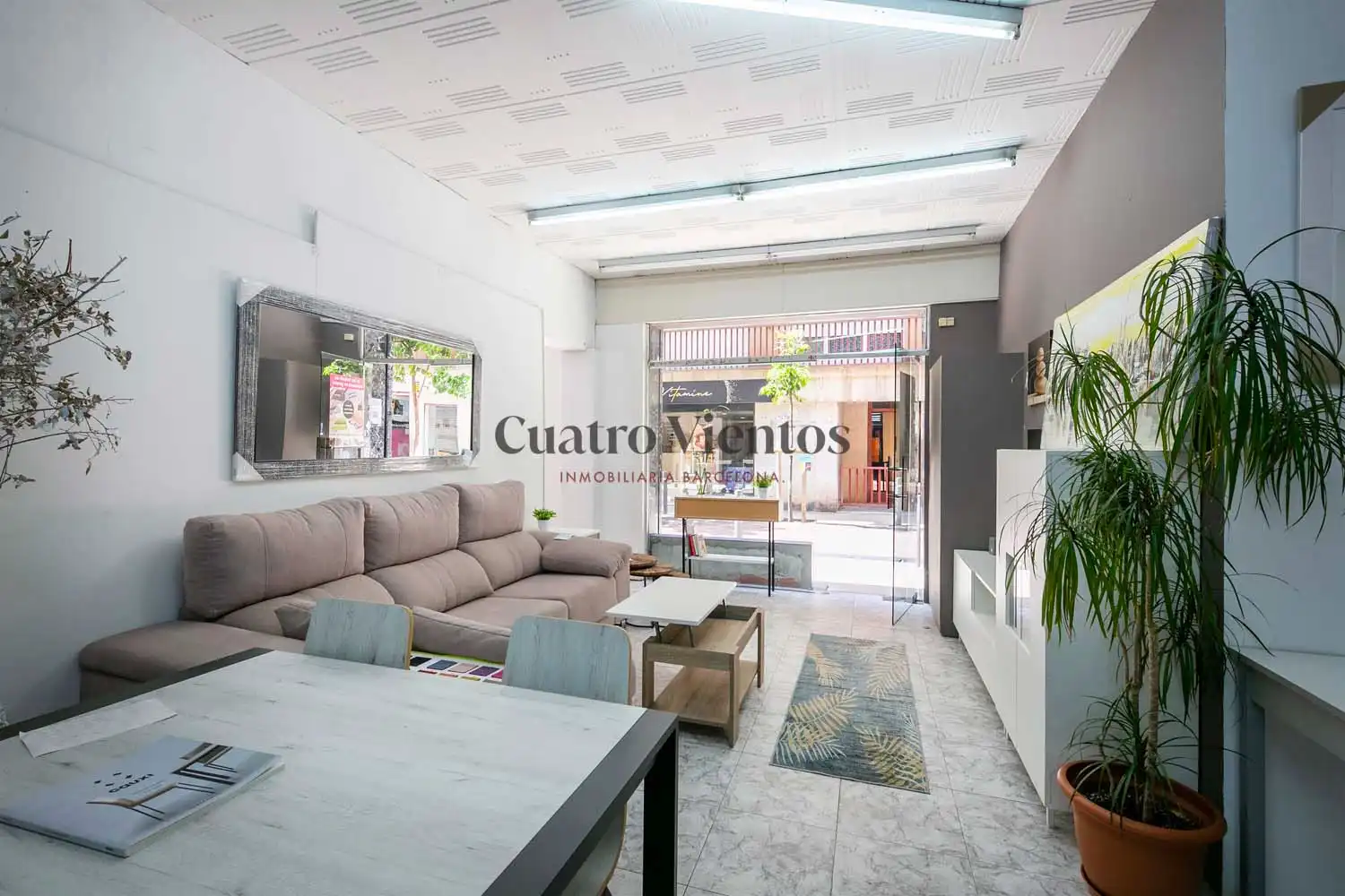 Sala de estar de Local en venta en Barcelona con Terraza