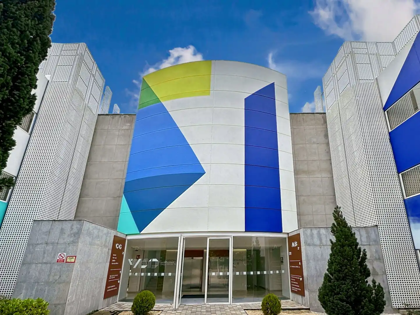 Exterior view of Office for rent in Tres Cantos  with Air Conditioner, Heating and Furnished