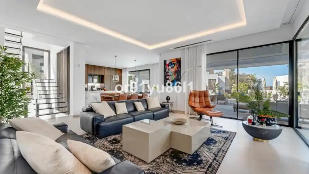 Casa amb piscina en venda a Marbella Centro, imagen 5