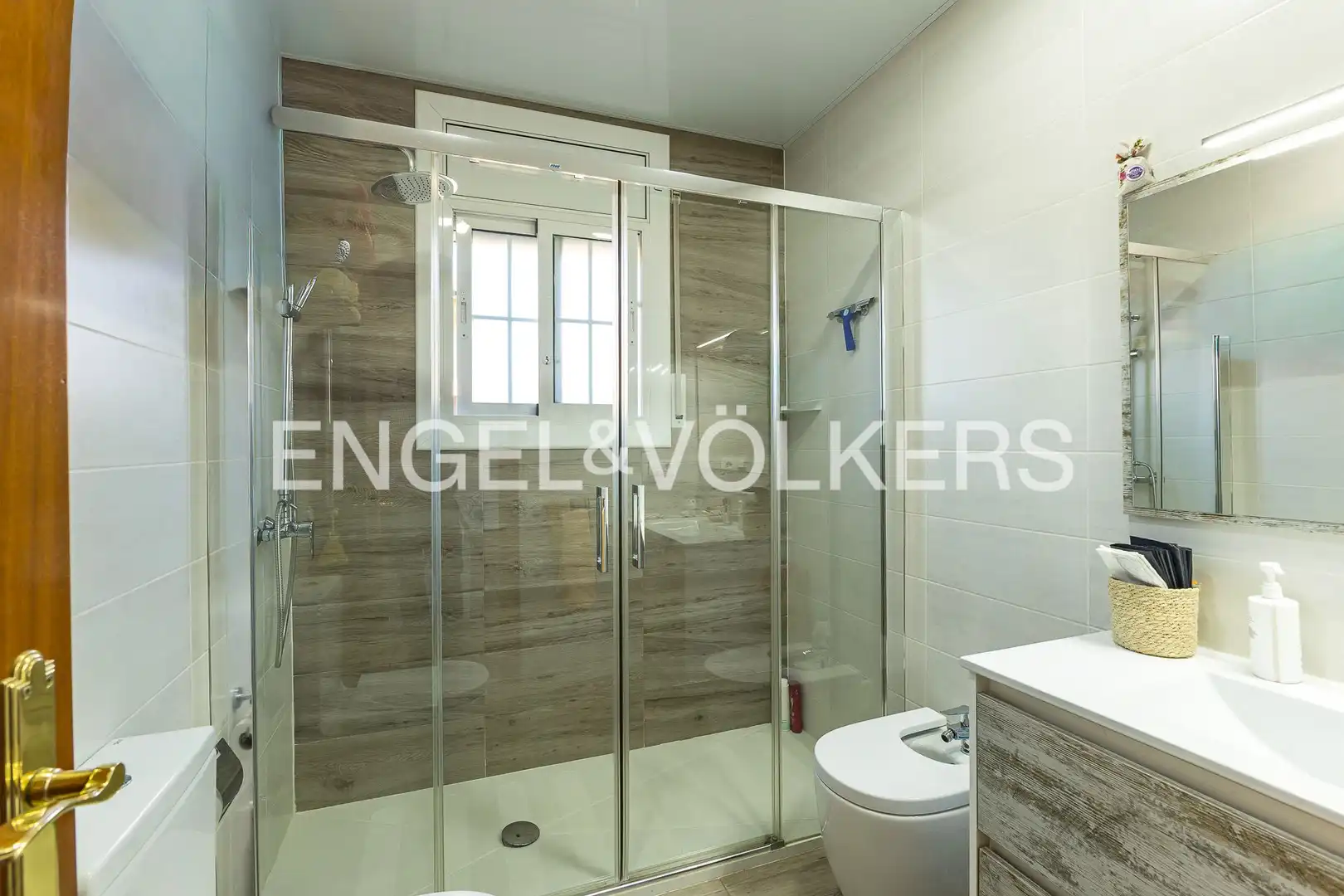Baño de Casa o chalet en venta en Esparreguera con Aire acondicionado, Calefacción y Jardín privado