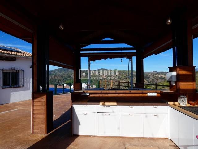 Casa-chalet en Venta en PARAJE ZOLTAN en Almogía