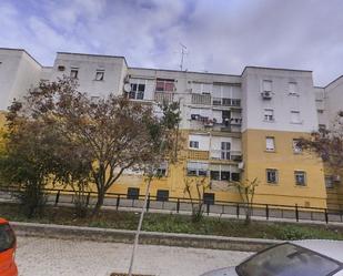 Exterior view of Flat for sale in  Sevilla Capital