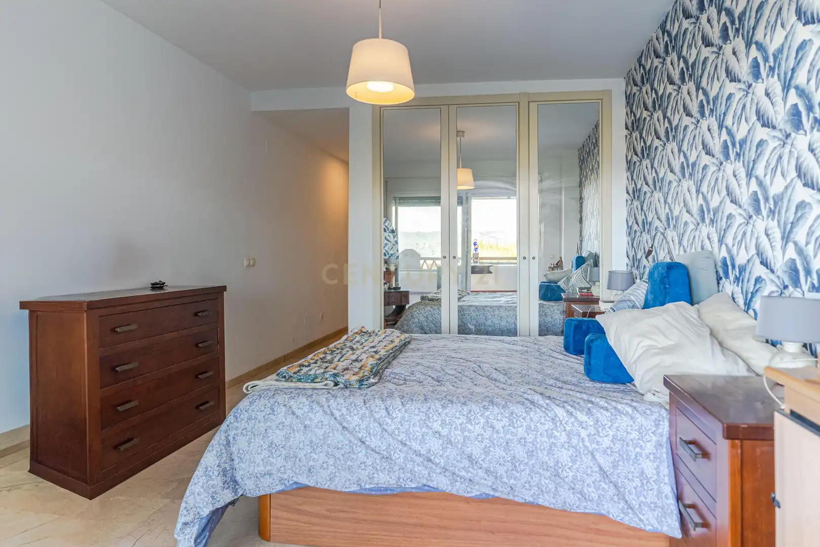 Habitación de Apartamento en venta en Rincón de la Victoria con Aire acondicionado, Trastero y Piscina