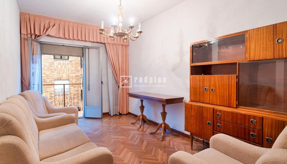 Photo 1 of Flat for sale in Ferroviarios, Almendrales, Madrid