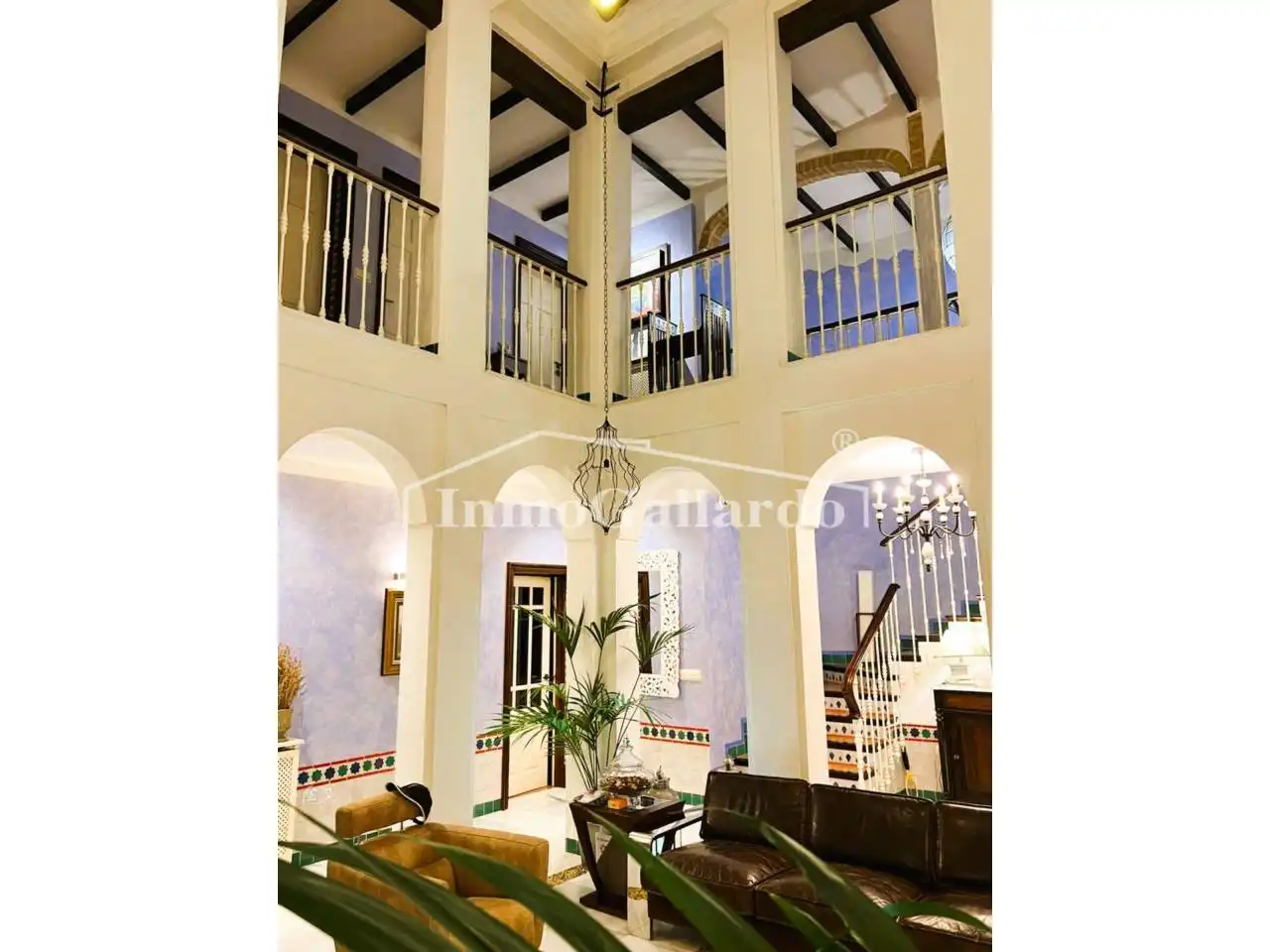 Buildings for sale in Lucena