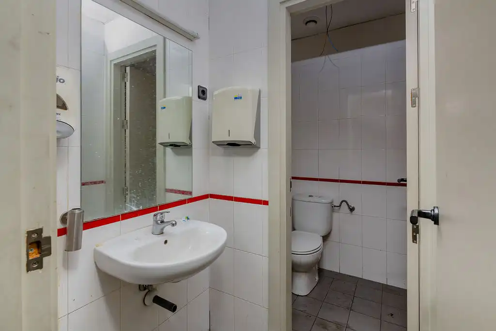Business premises for sale in Avenida Fuenlabrada, imagen 15