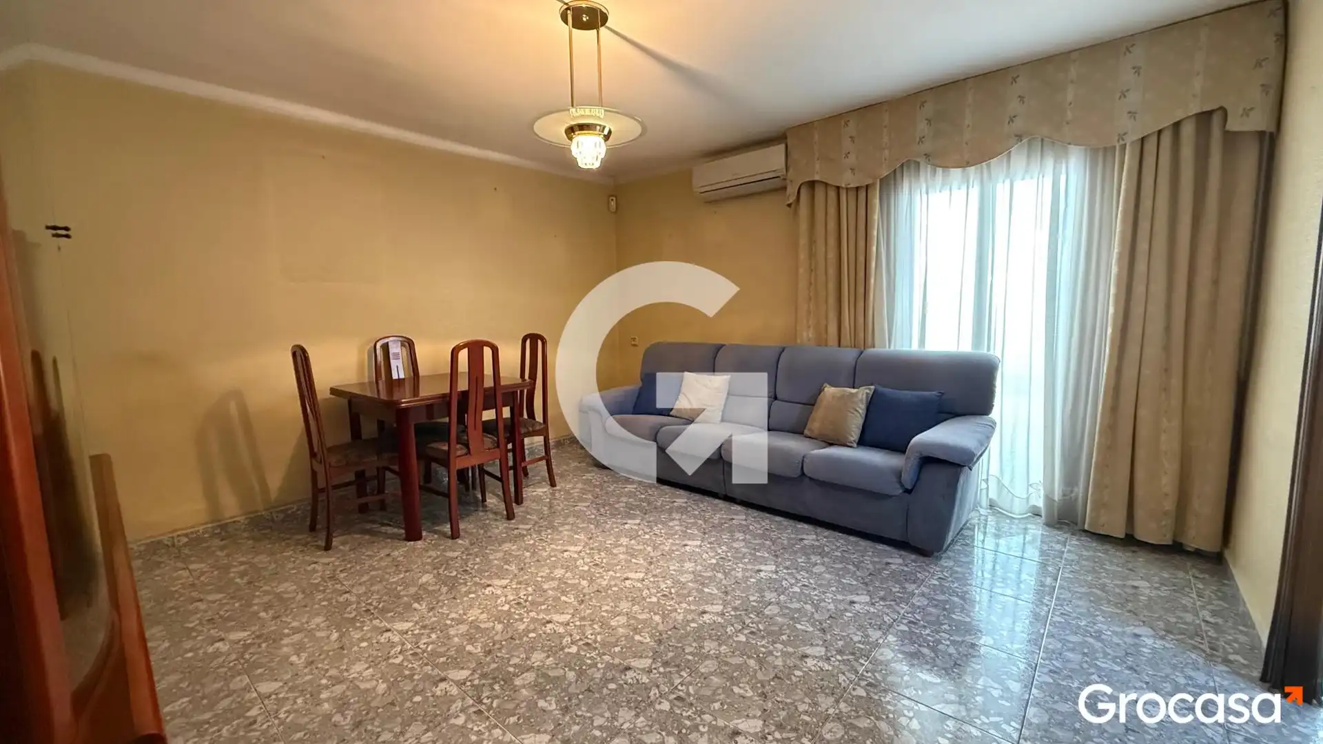 Living room of Flat for sale in Mataró  with Air Conditioner, Terrace and Oven
