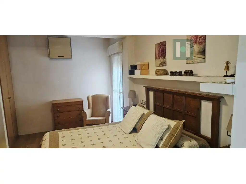 Piso en venta en Calle Ángel Bruna, Alameda