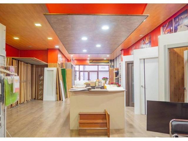 Local comercial en Venta en Calle de La Paz en Centro - Sagrario