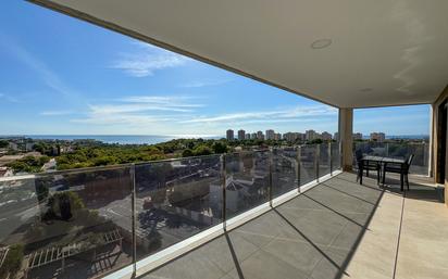 Terrassa de Apartament de lloguer en Orihuela amb Aire condicionat, Terrassa i Piscina