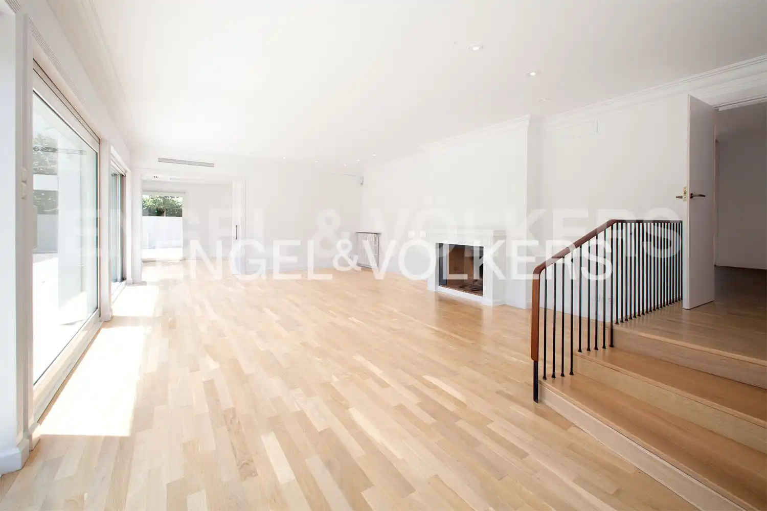 Sala d'estar de Casa o xalet de lloguer en Barcelona amb Aire condicionat, Calefacció i Jardí privat