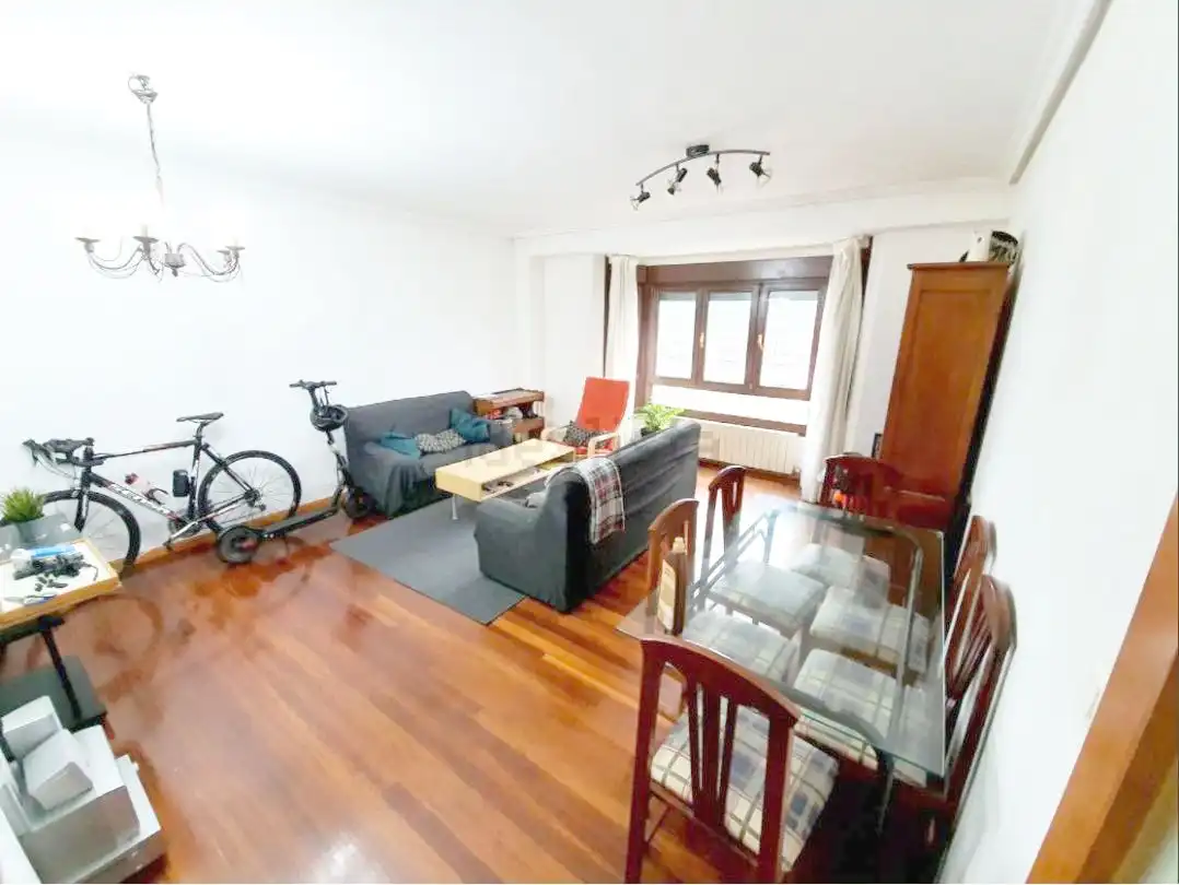 Living room of Flat for rent in Bilbao   with Heating, Terrace and Oven