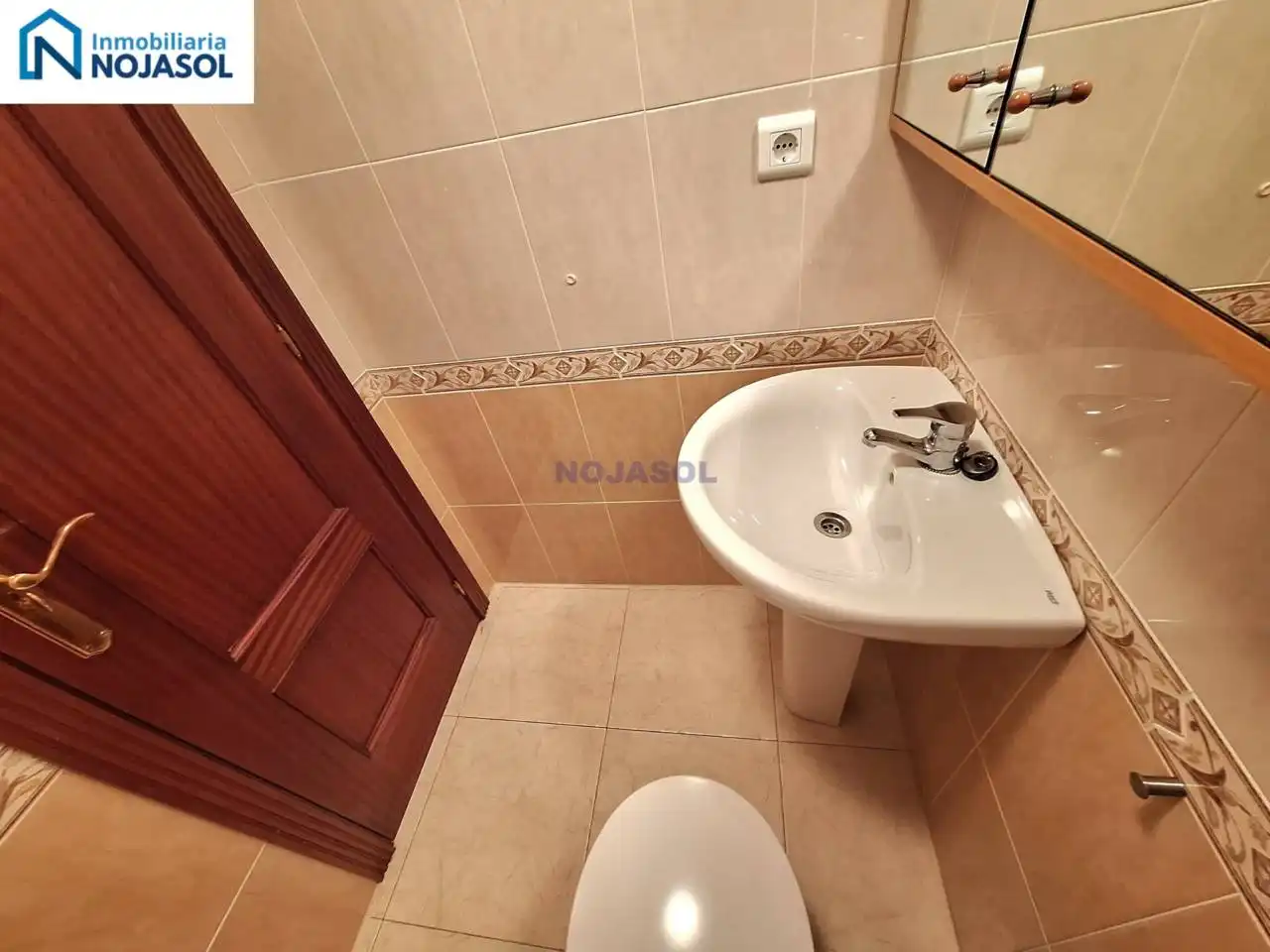 Appartement compact avec piscine à louer à Avenida Ris 32, imagen 11