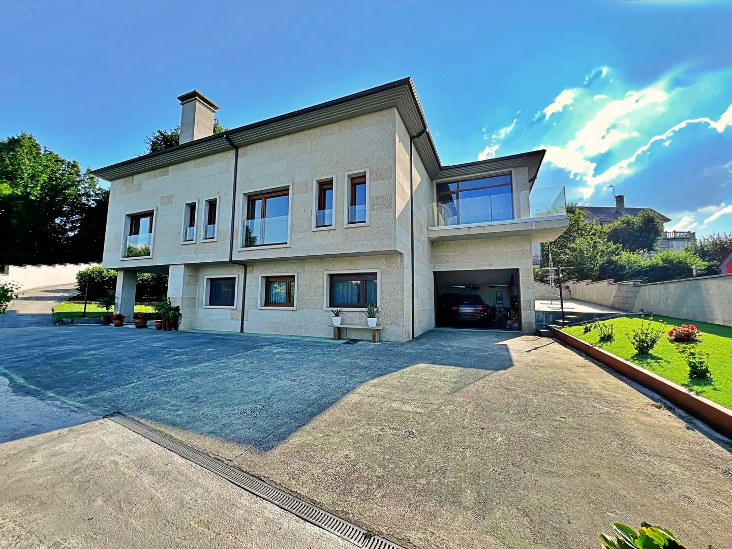 Vista exterior de Casa o chalet en venta en Lugo con Aire acondicionado, Calefacción y Jardín privado