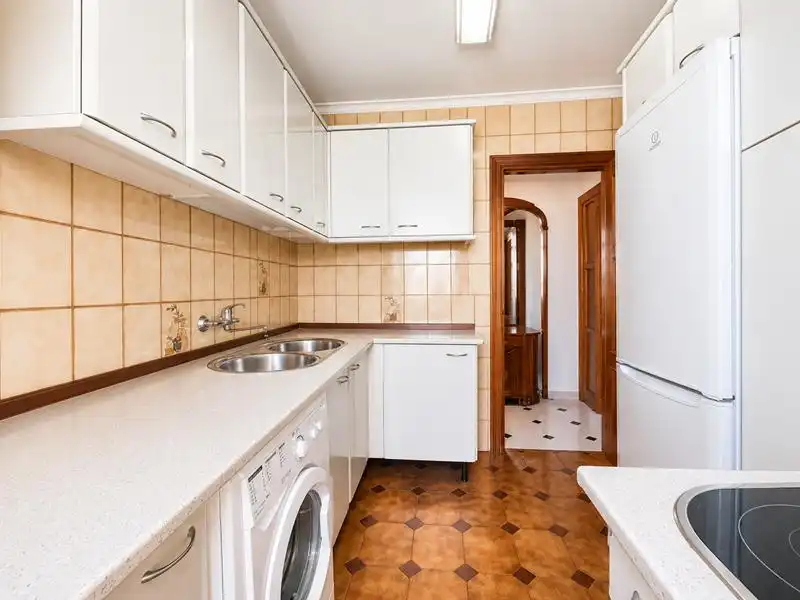 Piso con ascensor en venta en Carretera de Cádiz, imagen 3
