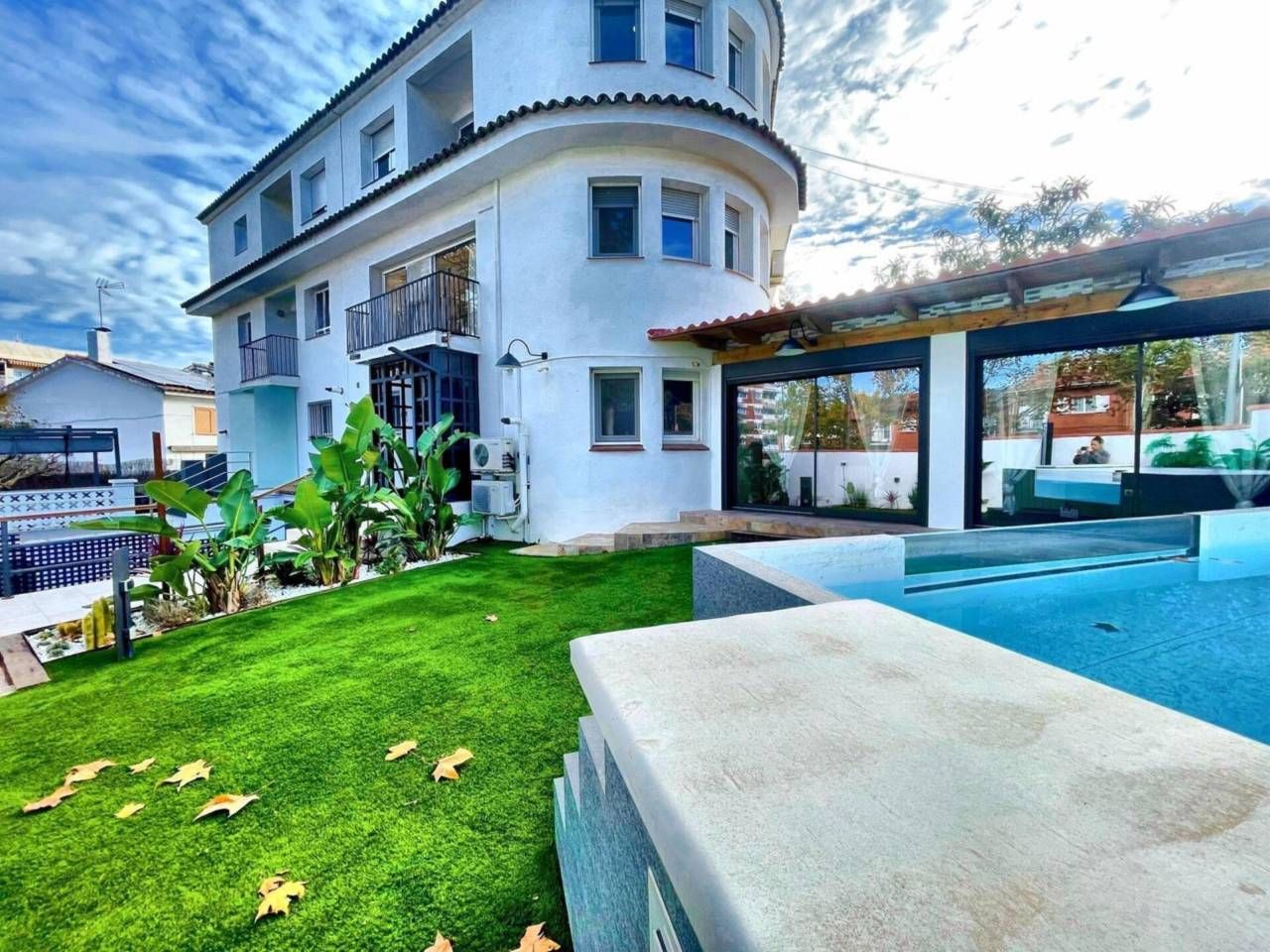 Garden of Single-family semi-detached for sale in Cerdanyola del Vallès  with Air Conditioner, Heating and Private garden