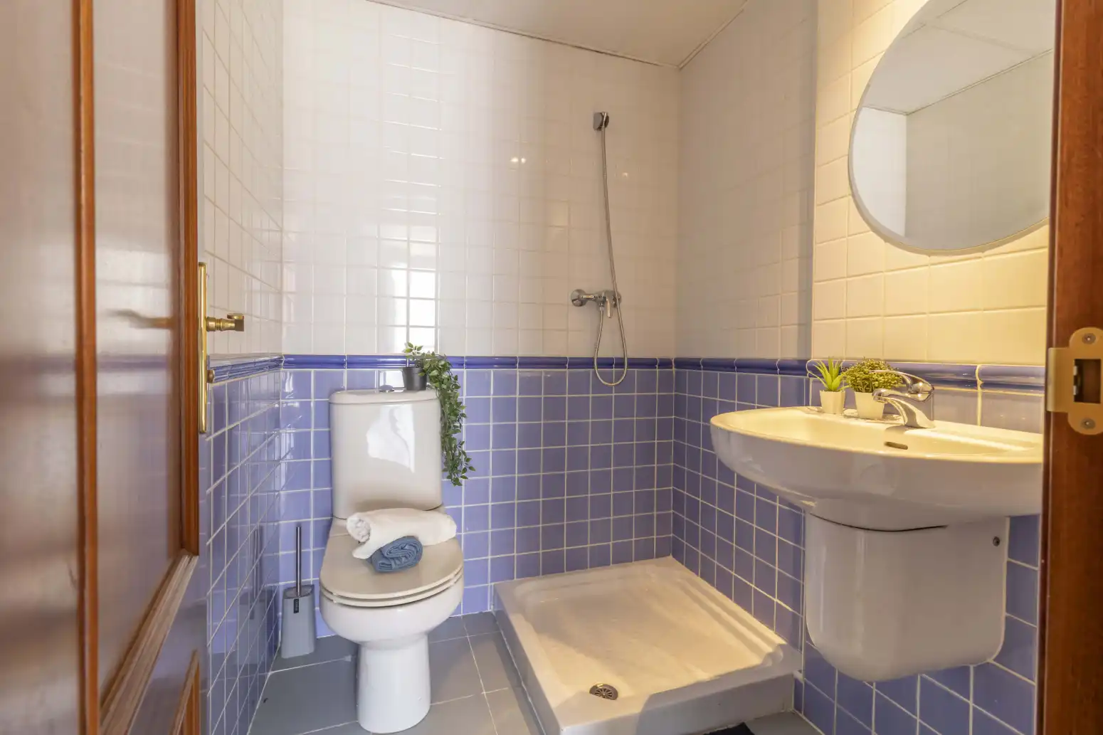 Badezimmer von Wohnung zum Verkauf in Mairena del Aljarafe mit Klimaanlage, Privatgarten und Terrasse