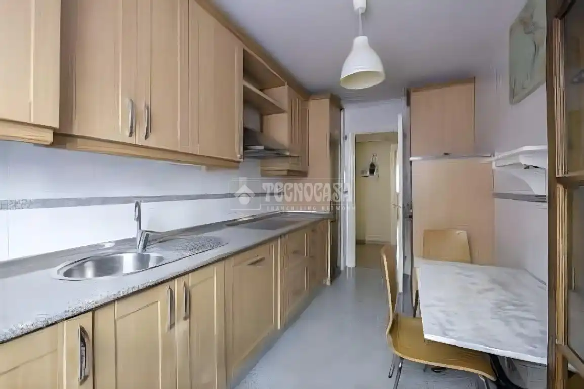 Kitchen of Flat for sale in Las Rozas de Madrid  with Air Conditioner, Heating and Storage room